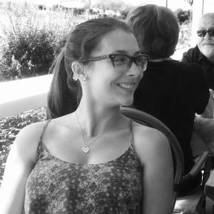 Meet your Posher, Lea